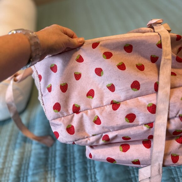 JanSport Big Student 17.5"-Backpack in Strawberry Shower Pink - Picture 12 of 16